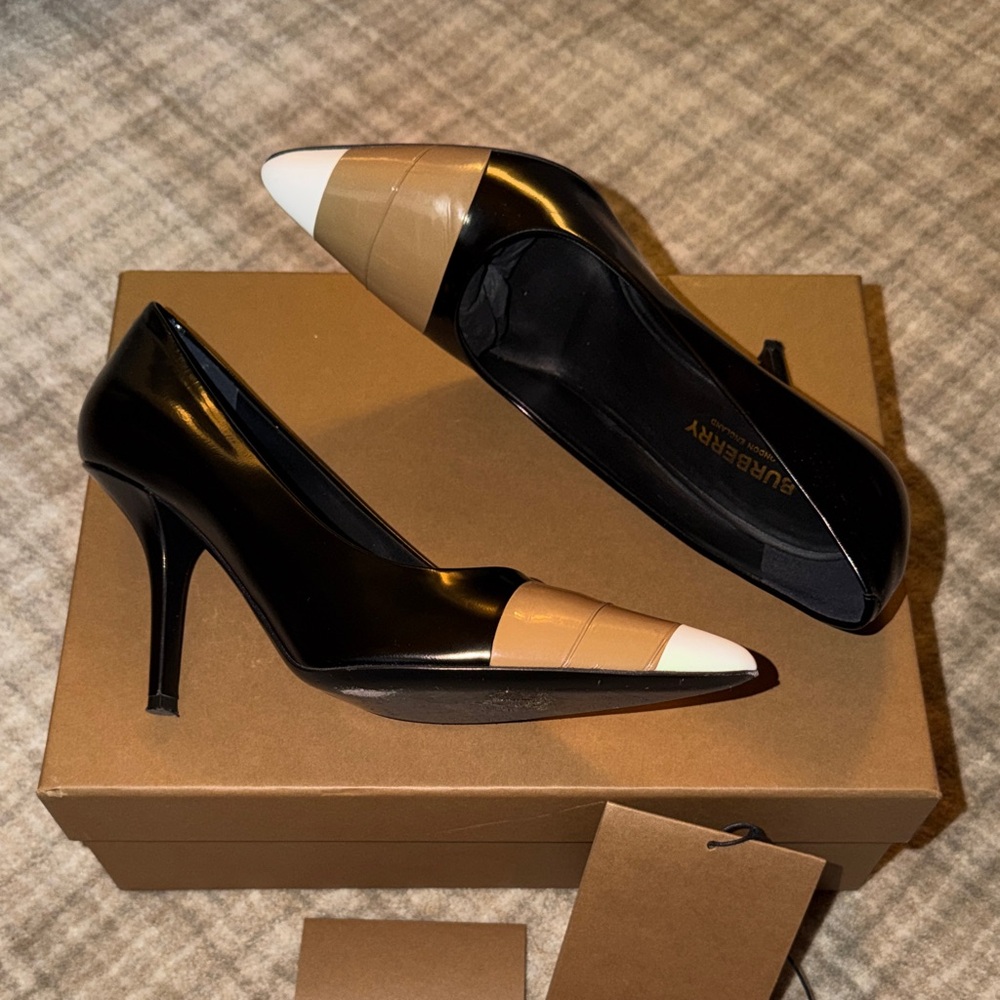 Burberry Annalise Black, Tan and Cream Heels - Picture 3 of 6